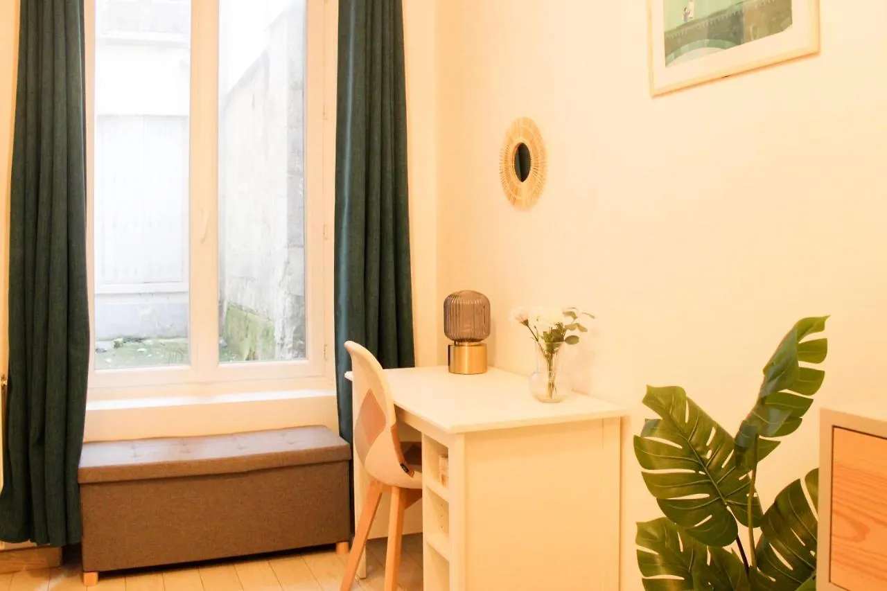 Cosy 38 M Love Nest Near Centquatre-Párizs Franciaország